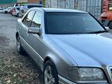 Mercedes-Benz C 280 1994 годаүшін650 000 тг. в Костанай – фото 2