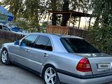 Mercedes-Benz C 280 1994 годаүшін650 000 тг. в Костанай – фото 4