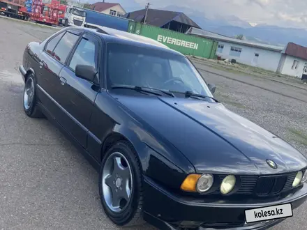 BMW 525 1991 года за 2 000 000 тг. в Алматы – фото 3