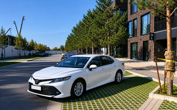 Toyota Camry 2018 года за 12 000 000 тг. в Алматы