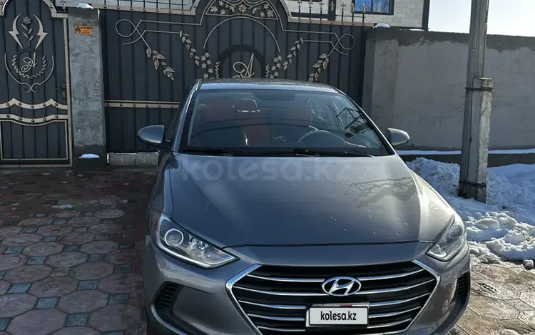 Hyundai Elantra 2018 годаfor7 900 000 тг. в Актобе