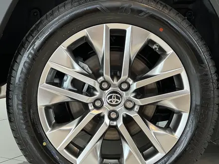 Toyota RAV4 Luxe+ 2025 года за 22 220 000 тг. в Щучинск – фото 18