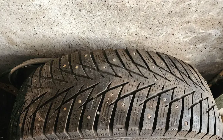 Шина на 235 60 18 за 20 000 тг. в Костанай