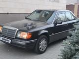 Mercedes-Benz E 300 1992 годаүшін2 000 000 тг. в Актобе – фото 2