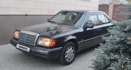 Mercedes-Benz E 300 1992 года за 2 000 000 тг. в Актобе – фото 2