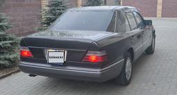 Mercedes-Benz E 300 1992 года за 2 000 000 тг. в Актобе – фото 4