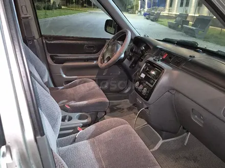Honda CR-V 1999 года за 2 600 000 тг. в Алматы – фото 14