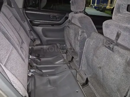 Honda CR-V 1999 года за 2 600 000 тг. в Алматы – фото 16