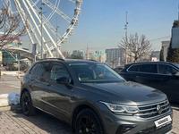 Volkswagen Tiguan 2021 года за 21 500 000 тг. в Алматы