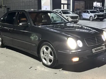 Mercedes-Benz E 280 2000 года за 5 300 000 тг. в Туркестан – фото 4