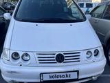 Volkswagen Sharan 1998 годаүшін1 200 000 тг. в Астана
