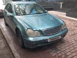 Mercedes-Benz C 200 2002 года за 2 300 000 тг. в Алматы – фото 4