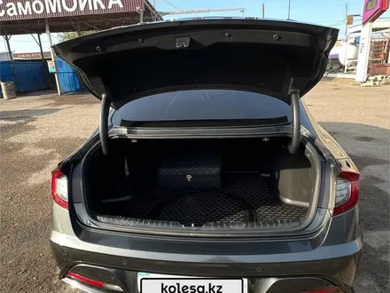 Hyundai Sonata 2020 года за 13 000 000 тг. в Тараз – фото 20