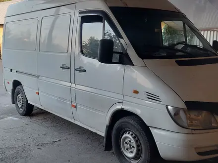 Mercedes-Benz Sprinter 2001 года за 5 700 000 тг. в Алматы – фото 39