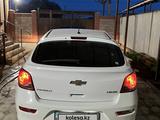Chevrolet Cruze 2013 года за 3 650 000 тг. в Кызылорда – фото 3