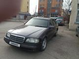 Mercedes-Benz E 200 1994 года за 2 000 000 тг. в Астана