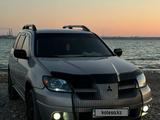 Mitsubishi Outlander 2004 годаүшін3 500 000 тг. в Балхаш – фото 2