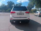 Jeep Grand Cherokee 2018 годаүшін18 000 000 тг. в Алматы – фото 5