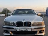 BMW 528 1998 года за 3 500 000 тг. в Алматы