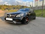 Mercedes-Benz E 63 AMG 2015 годаүшін25 000 000 тг. в Алматы – фото 2