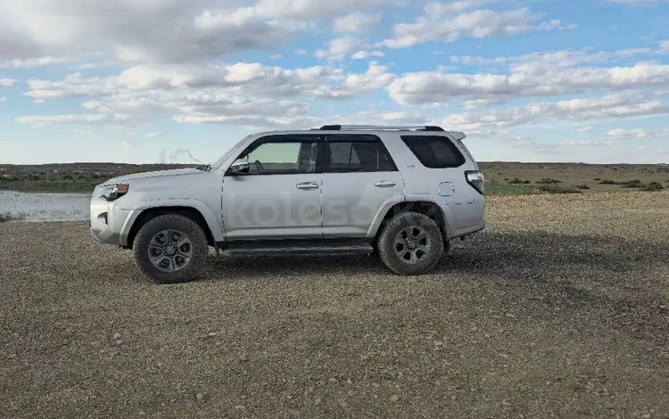 Toyota 4Runner 2021 года за 23 000 000 тг. в Алматы