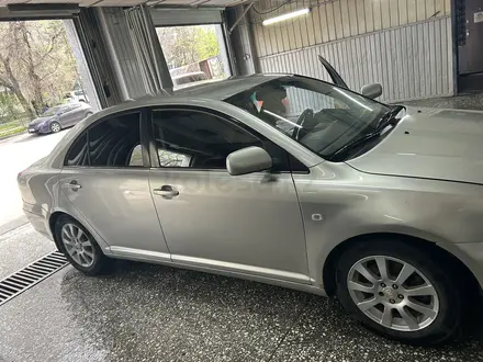 Toyota Avensis 2004 года за 3 800 000 тг. в Алматы