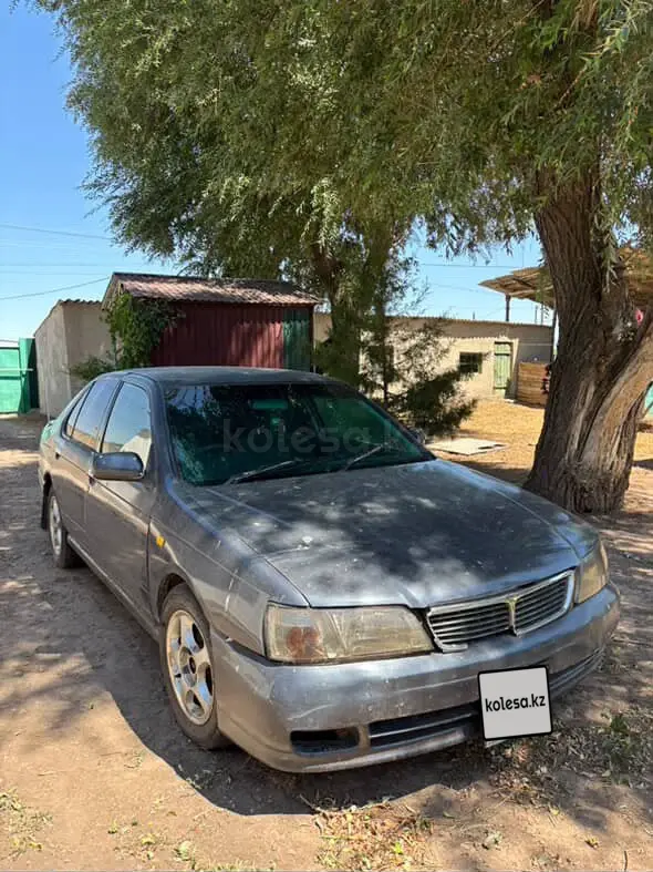 Nissan Bluebird, 1997