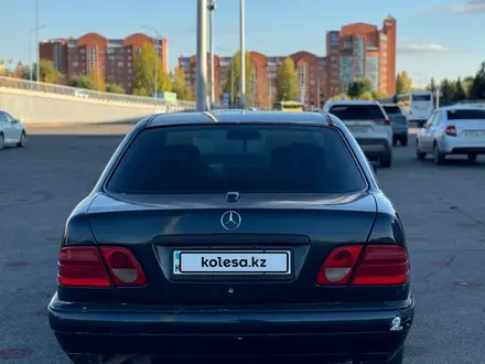 Mercedes-Benz E 230 1997 года за 2 300 000 тг. в Астана – фото 15