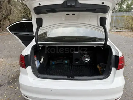 Volkswagen Jetta 2015 года за 6 000 000 тг. в Алматы – фото 11