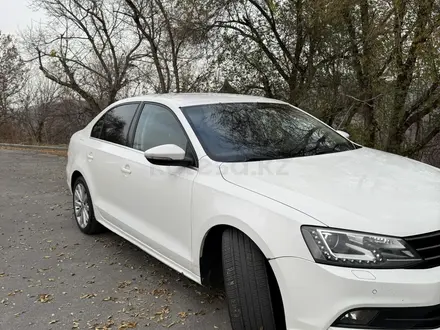 Volkswagen Jetta 2015 года за 6 000 000 тг. в Алматы – фото 3