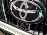 Toyota Land Cruiser Prado 2023 года за 31 200 000 тг. в Алматы – фото 5