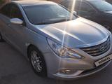 Hyundai Sonata 2010 годаfor5 000 000 тг. в Актау – фото 3