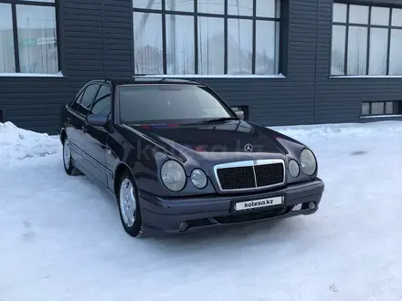 Mercedes-Benz E 230 1996 года за 2 500 000 тг. в Усть-Каменогорск – фото 3