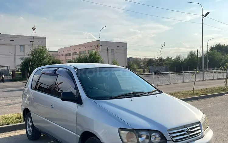 Toyota Ipsum 1997 годаүшін2 800 000 тг. в Алматы