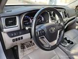 Toyota Highlander 2017 годаүшін20 000 000 тг. в Уральск – фото 4