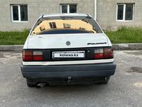 Volkswagen Passat 1993 годаүшін1 000 000 тг. в Шымкент