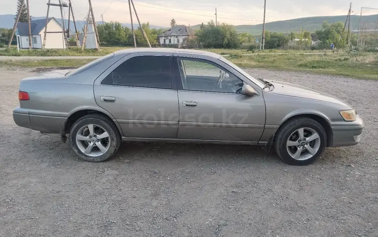 Toyota Camry 2000 года за 3 500 000 тг. в Усть-Каменогорск