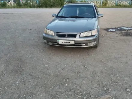 Toyota Camry 2000 года за 3 500 000 тг. в Усть-Каменогорск – фото 3