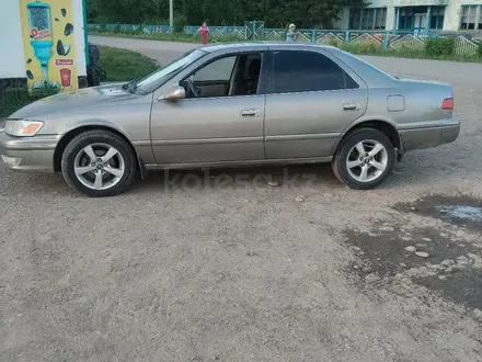 Toyota Camry 2000 года за 3 500 000 тг. в Усть-Каменогорск – фото 4