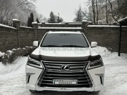 Lexus LX 570 2017 года за 40 000 000 тг. в Зайсан – фото 3