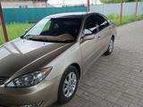 Toyota Camry 2005 года за 6 000 000 тг. в Алматы – фото 2