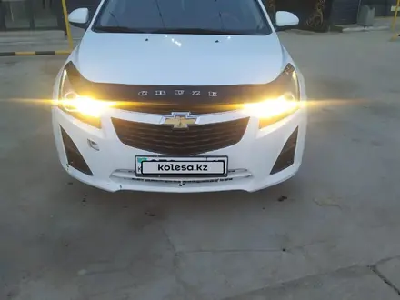 Chevrolet Cruze 2012 года за 2 500 000 тг. в Туркестан – фото 2