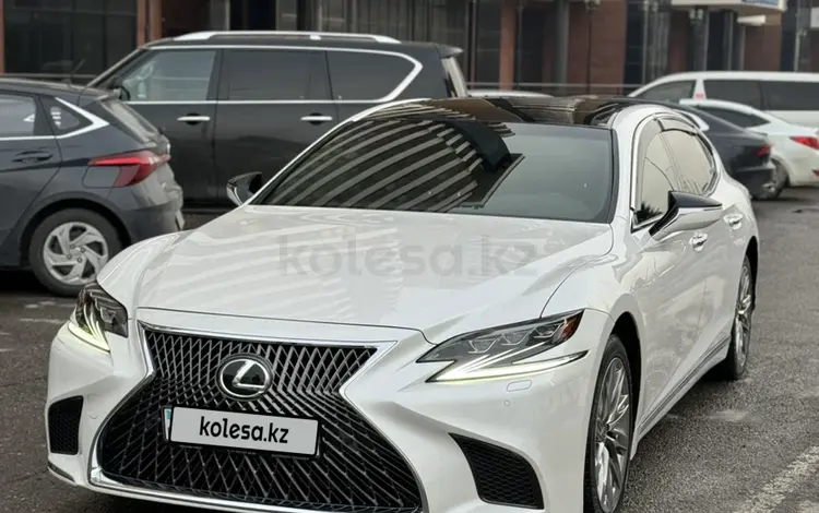 Lexus LS 350 2018 годаfor34 000 000 тг. в Шымкент