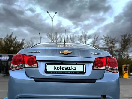 Chevrolet Cruze 2010 года за 3 500 000 тг. в Астана – фото 5