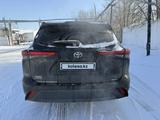 Toyota Highlander 2022 года за 17 500 000 тг. в Караганда – фото 4