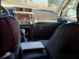 Toyota Land Cruiser Prado 2013 года за 12 600 000 тг. в Актобе – фото 4