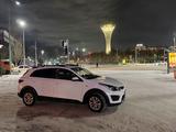 Kia Rio X-Line 2019 года за 6 800 000 тг. в Астана – фото 2