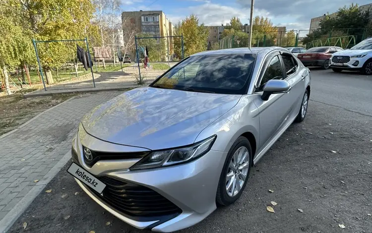 Toyota Camry 2020 года за 12 700 000 тг. в Астана