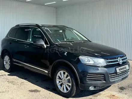 Volkswagen Touareg 2011 года за 6 507 900 тг. в Астана – фото 3