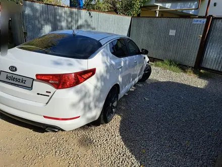 Kia Optima 2013 года за 6 000 000 тг. в Актобе – фото 4